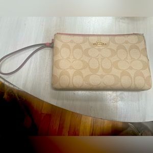 Coach Wristlet Like new